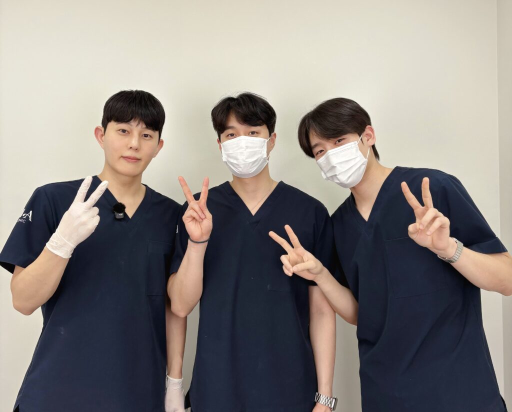 SIA皮肤科医疗团队合影