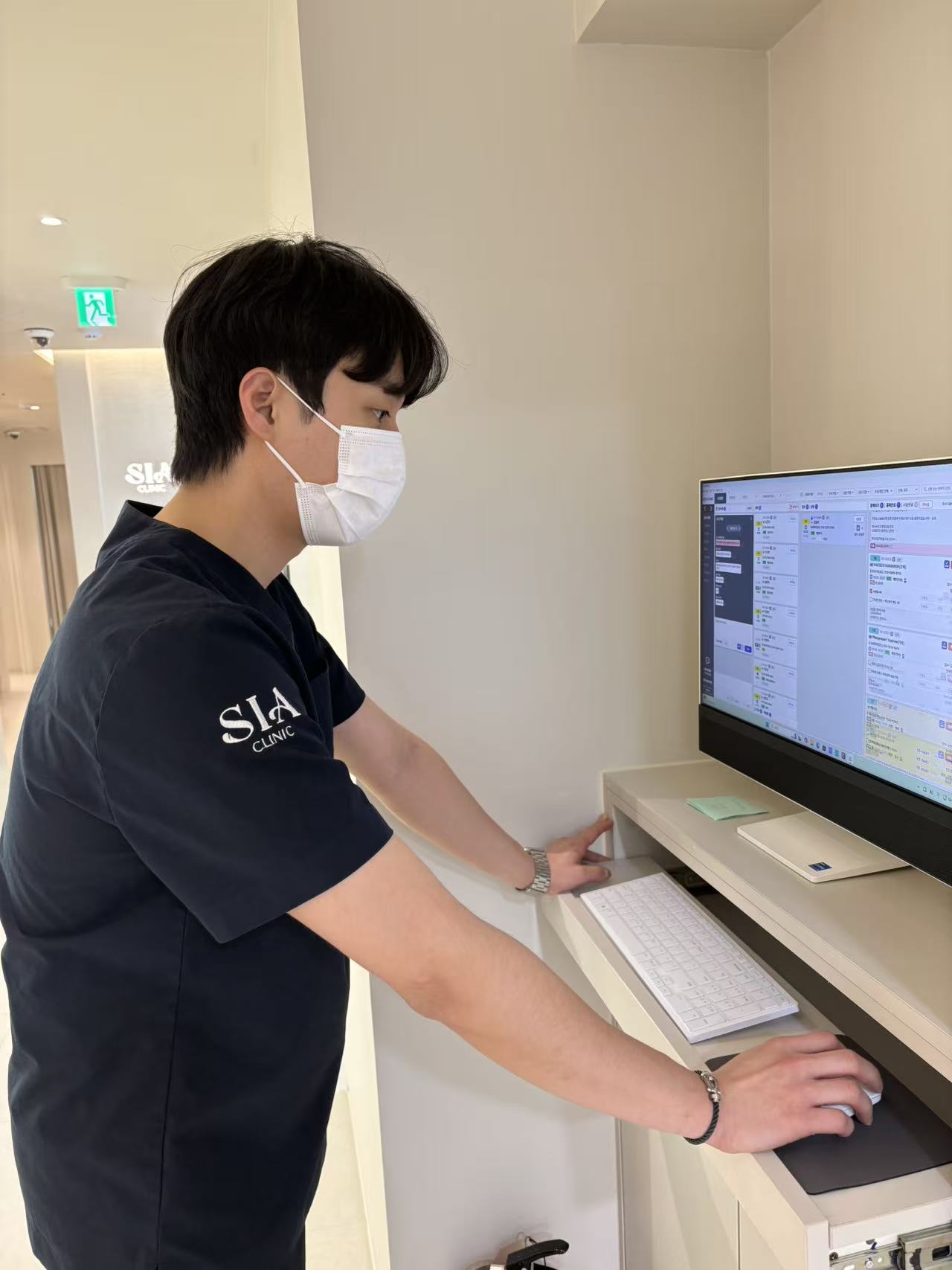 SIA皮膚科治療